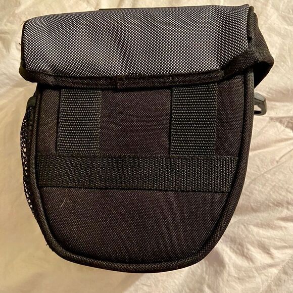 Ambico Camera Bag Model P-2505 Used as Prop on TV - Picture 2 of 14